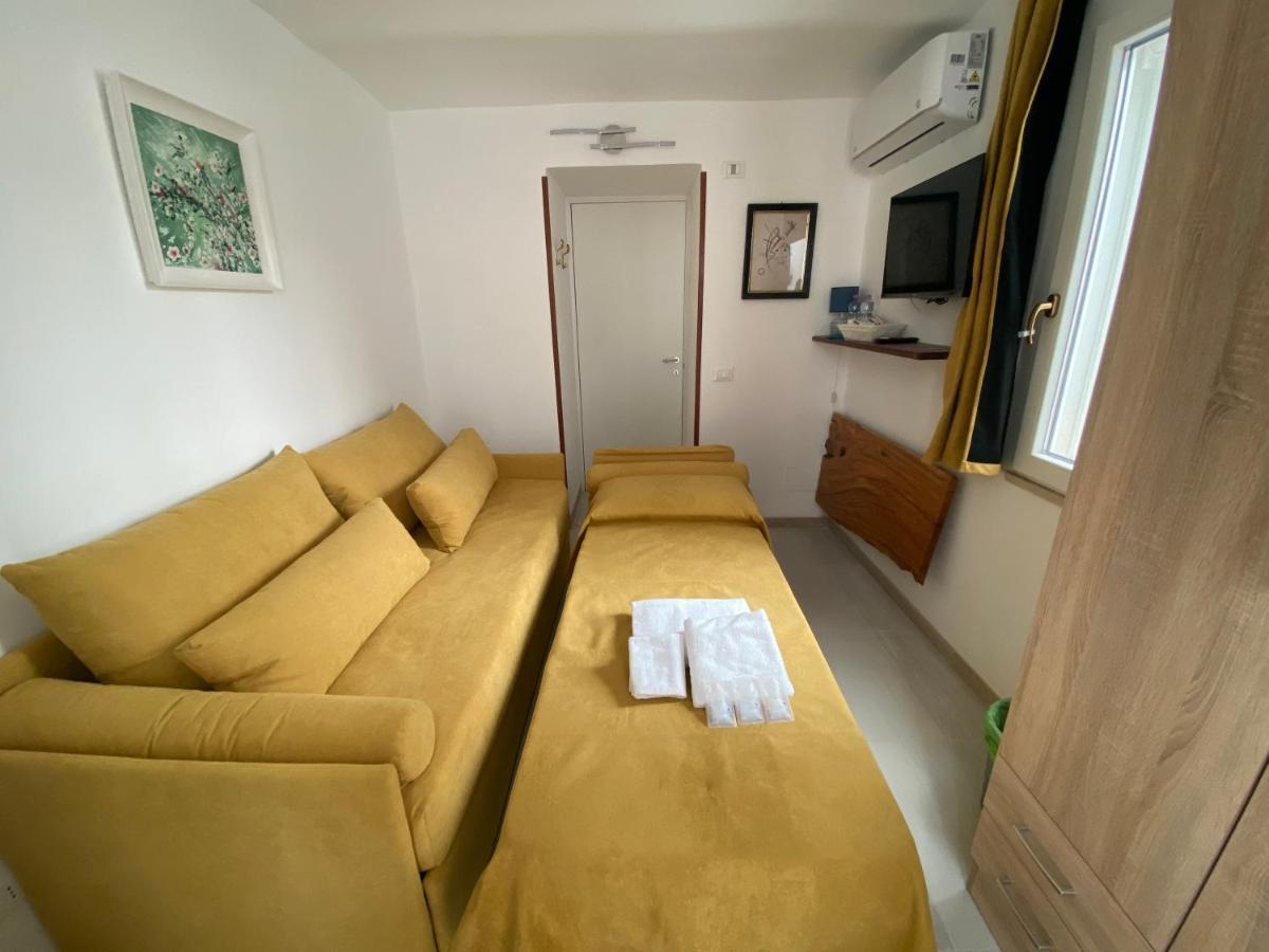 לינה וארוחת בוקר Touristhouse Monopoli 10 מראה חיצוני תמונה