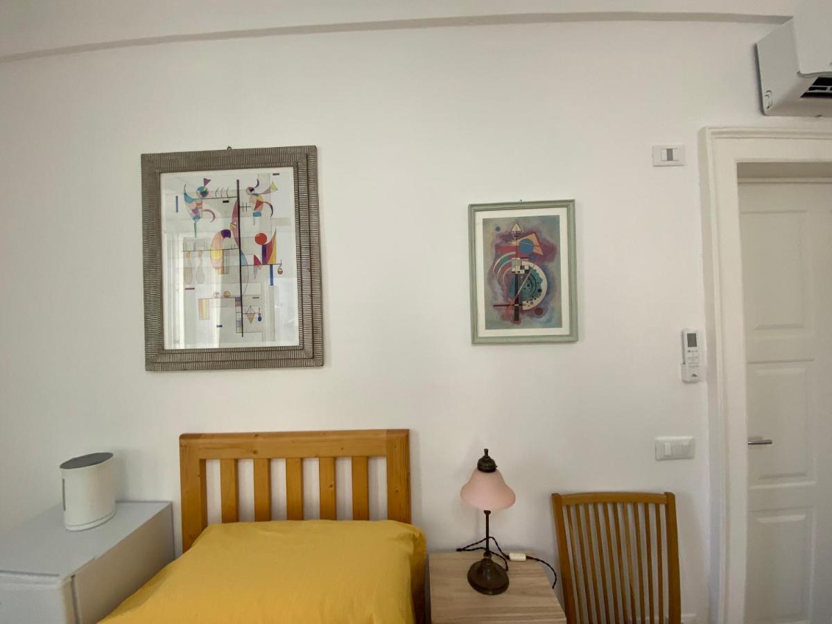 לינה וארוחת בוקר Touristhouse Monopoli 10 מראה חיצוני תמונה